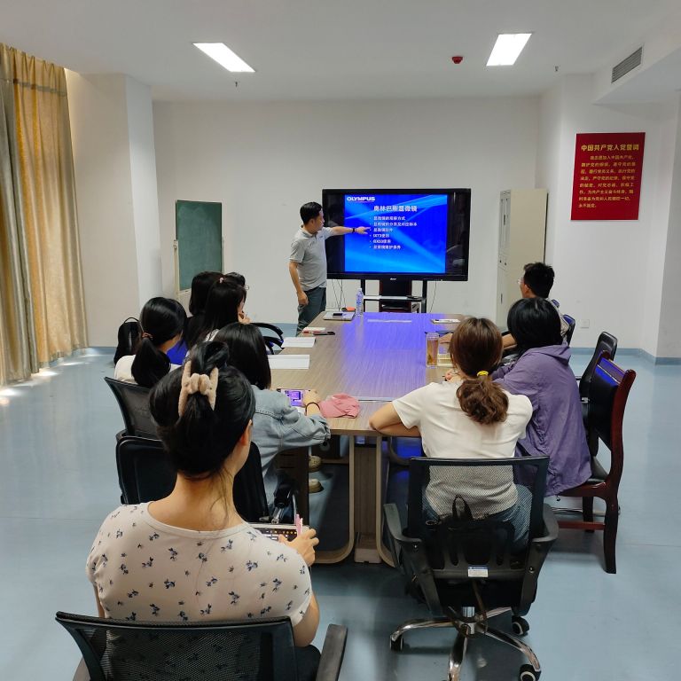 英国上市公司365